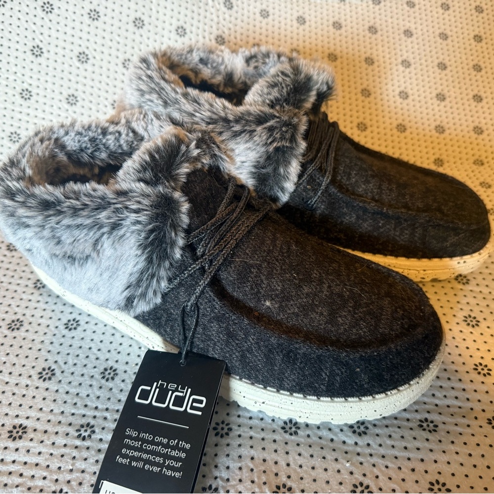 Hey Dude Gray Fur-Lined Shoes